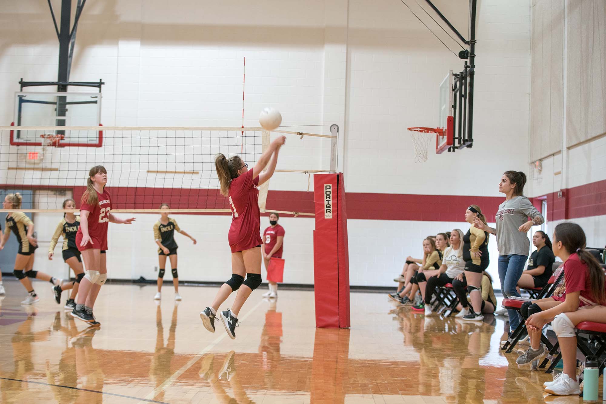 Volleyball Holland Hall School